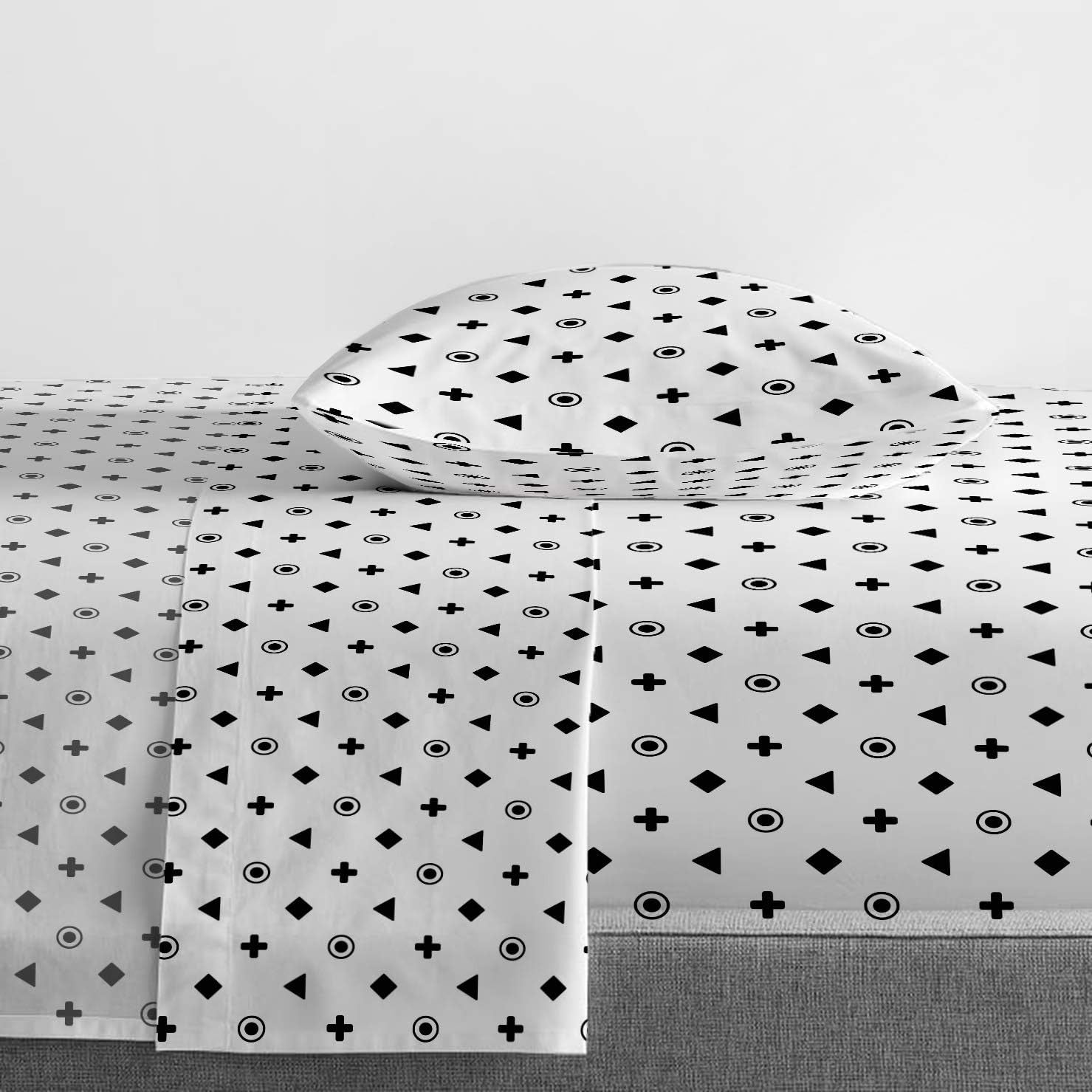 Game on 4 Piece Twin Bed Set - Includes Reversible Comforter & Sheet Set - Bedding Features Video Game Contoller - Super Soft Fade Resistant Microfiber